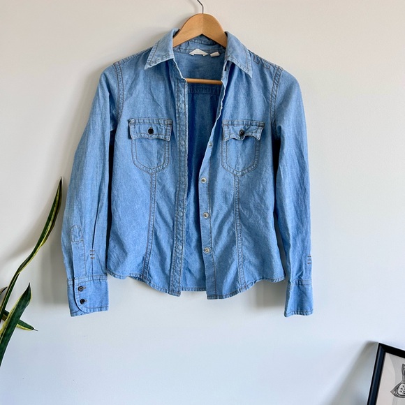 American Eagle Outfitters Denim Looking Button-Up Shirt - 100% Cotton - Picture 7 of 11